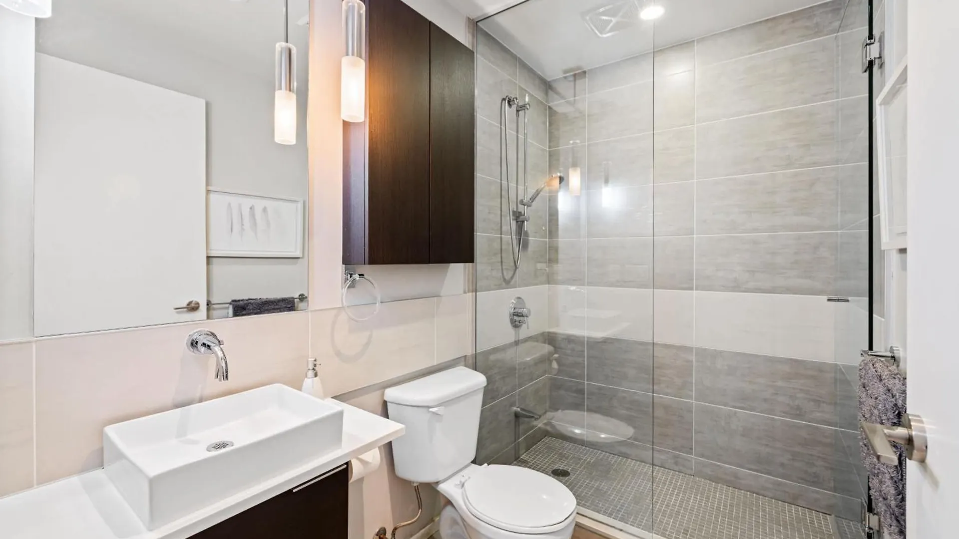 Urban Executive Oasis Dt To Lägenhet Toronto